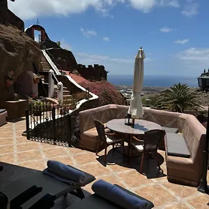 Castillo Lanzarote Sophie - Luxury -sleep In A Volcanic Cave With Heated Pool Villa